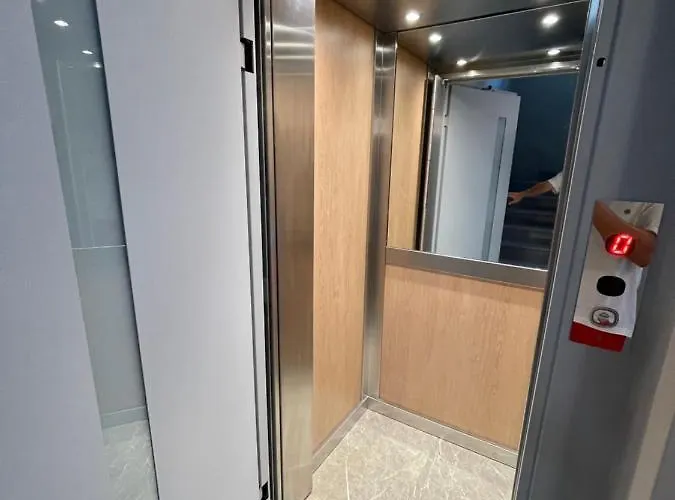 Istoria Boutique (adults Only)