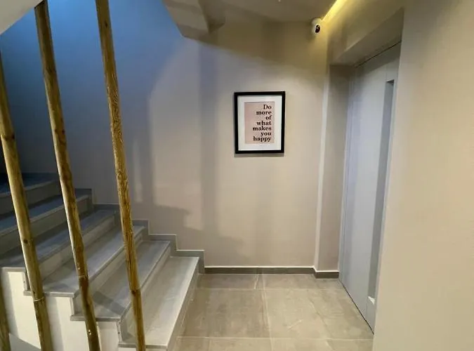 Istoria Boutique (adults Only)